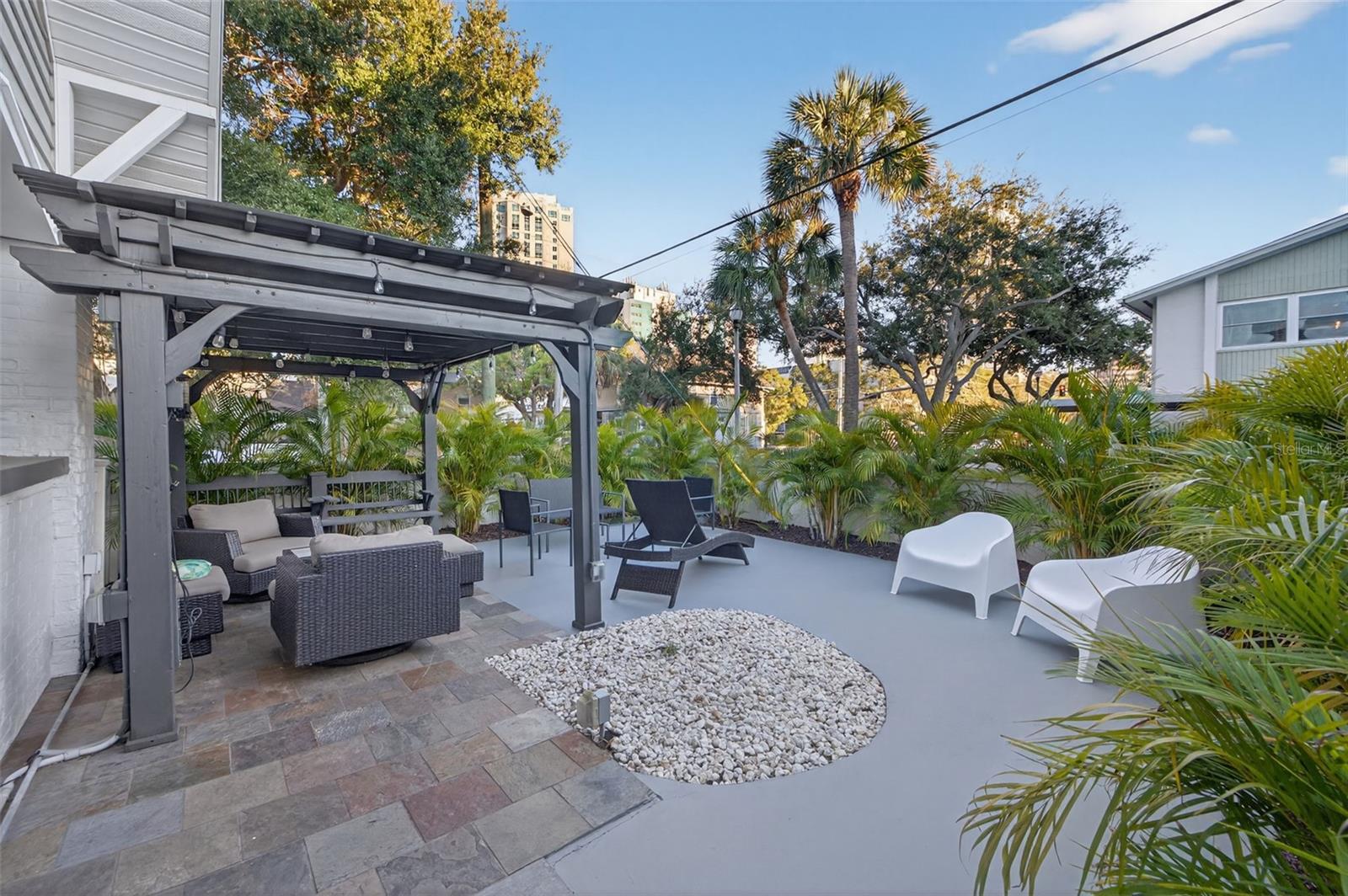 BAY SHORE REV - Residential