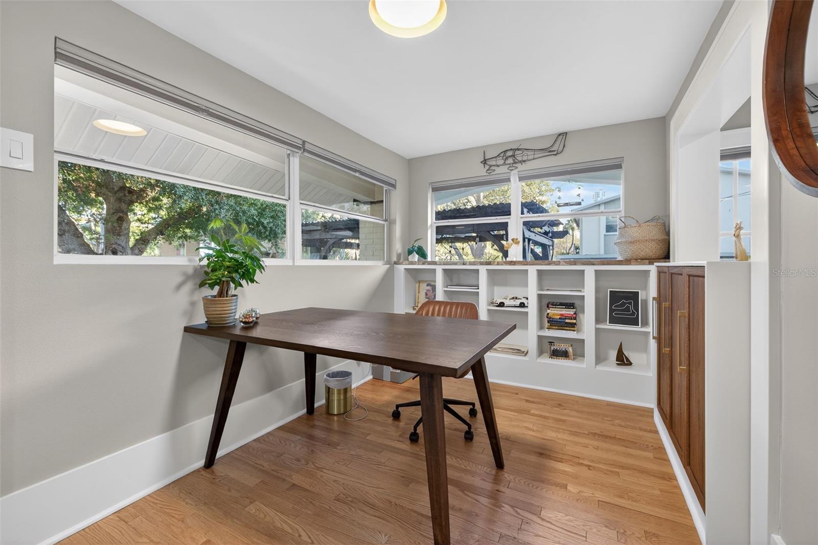 BAY SHORE REV - Residential