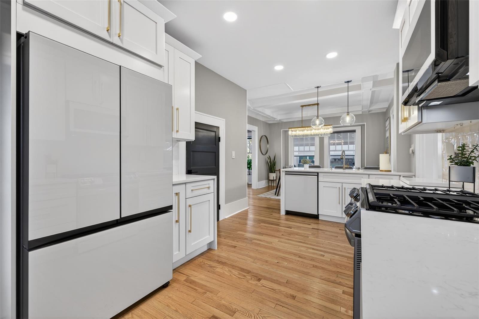 BAY SHORE REV - Residential