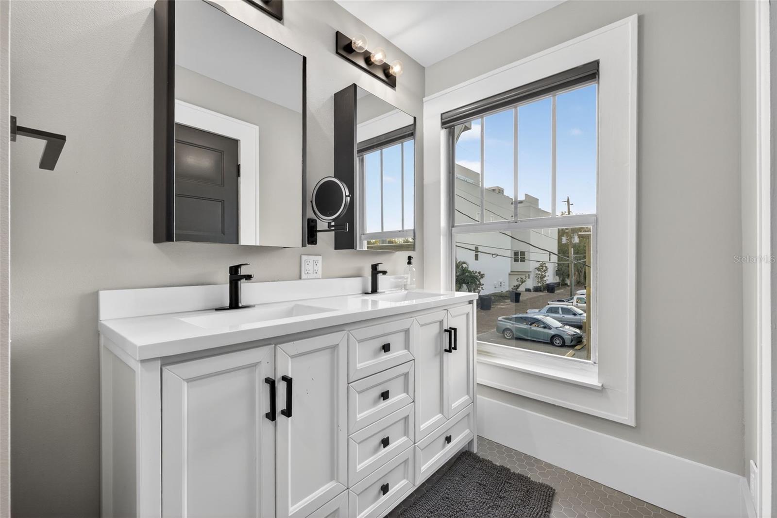 BAY SHORE REV - Residential