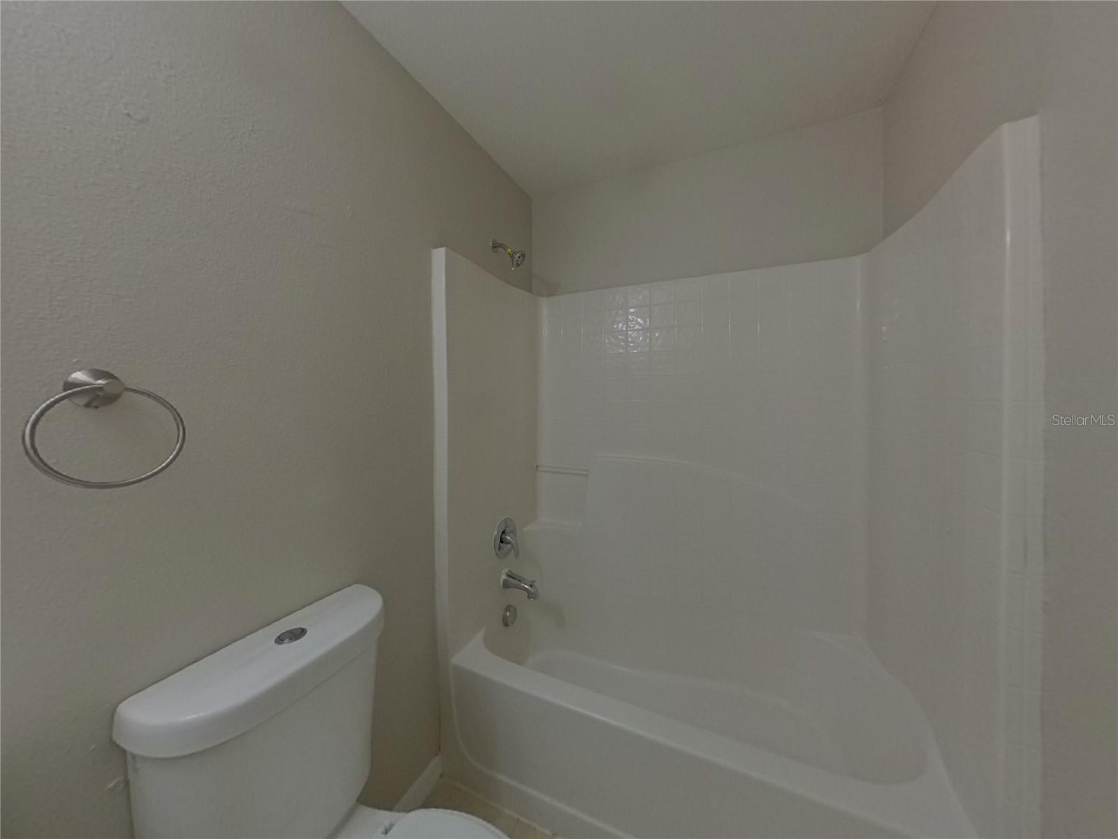 CHAPEL PINES PH 03 - Residential Lease