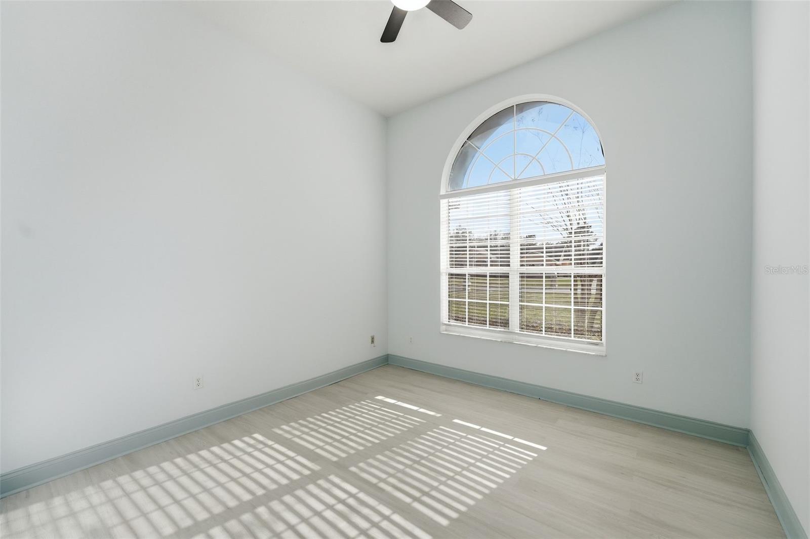 SILVER MEADOWS - Residential