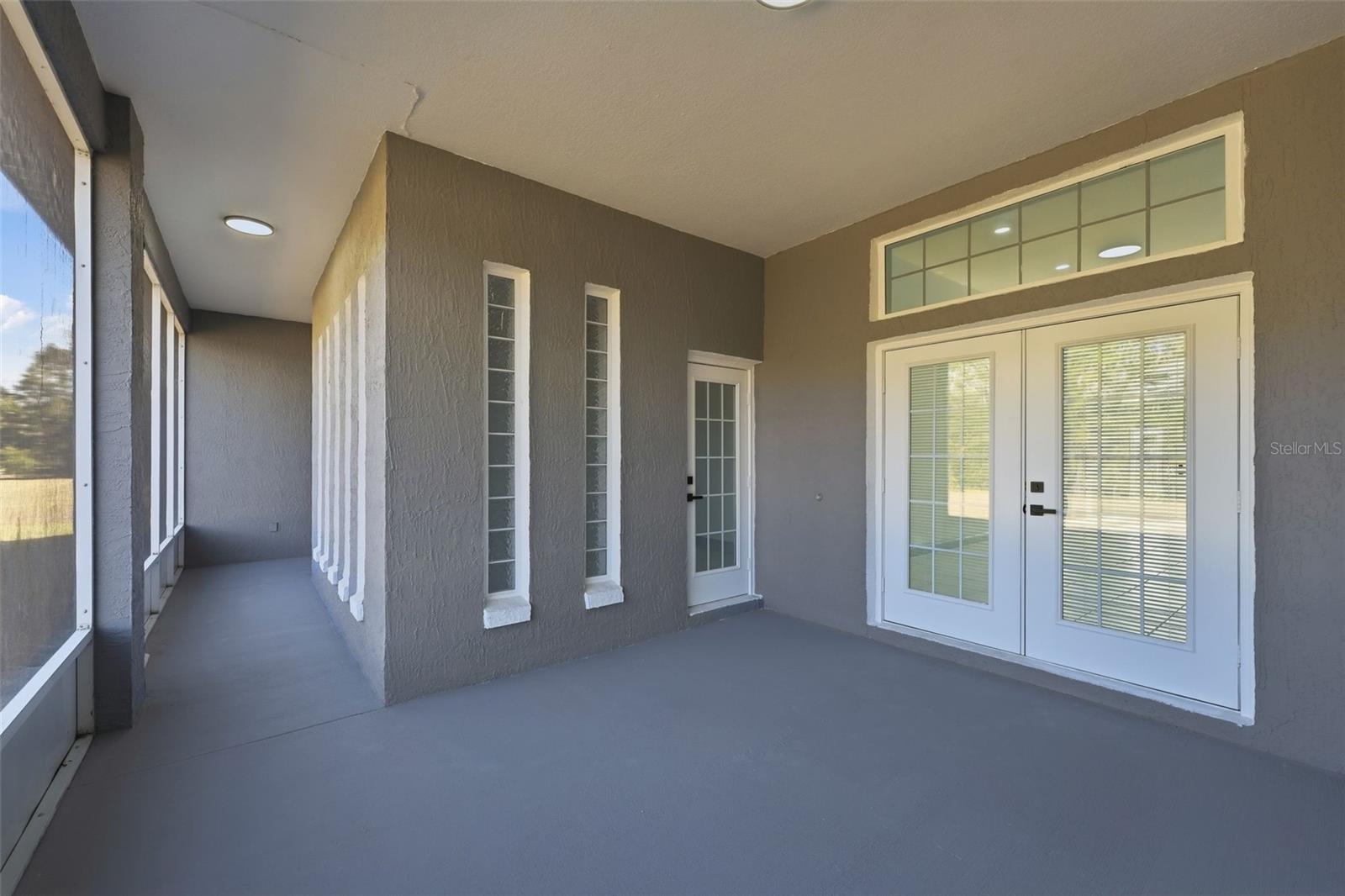 SILVER MEADOWS - Residential