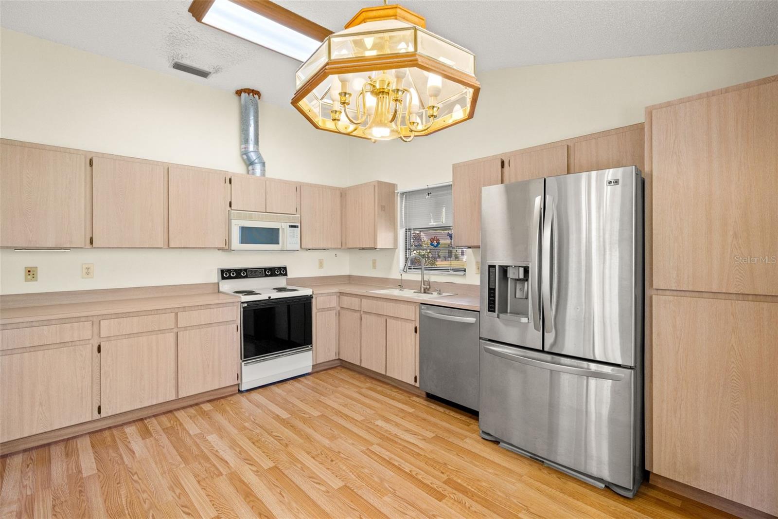 WOODWARD VILLAGE - Residential