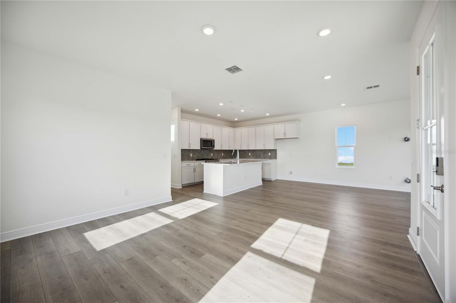 BUNGALOW WALK LAKEWOOD RANCH NEIGHBORHOOD - Residential