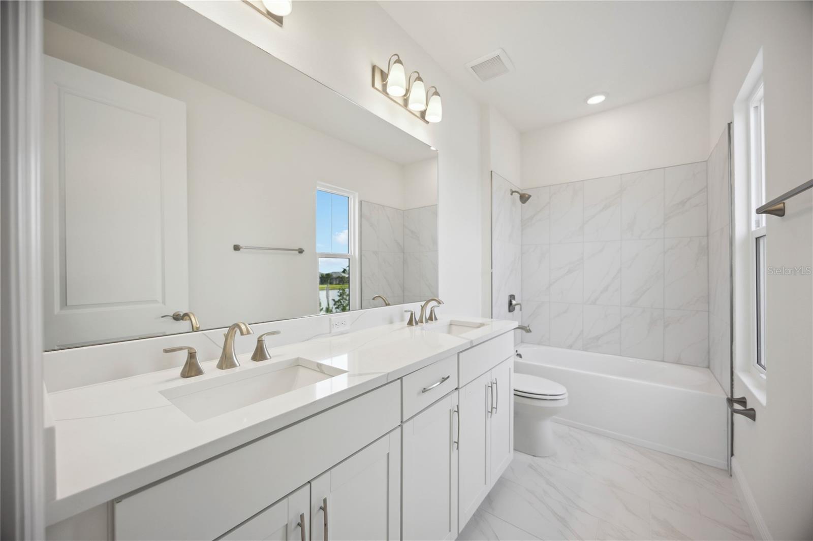 BUNGALOW WALK LAKEWOOD RANCH NEIGHBORHOOD - Residential