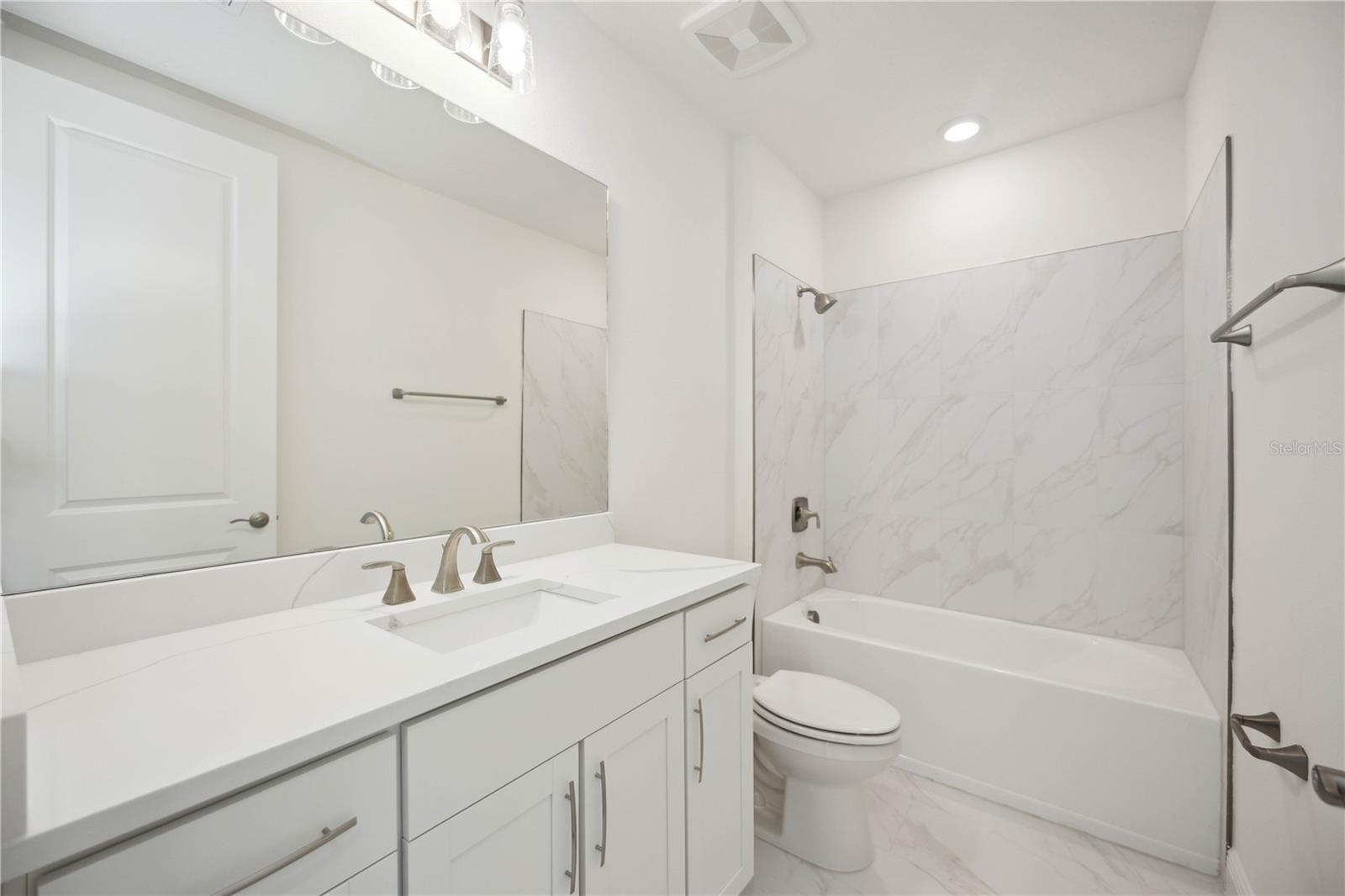 BUNGALOW WALK LAKEWOOD RANCH NEIGHBORHOOD - Residential