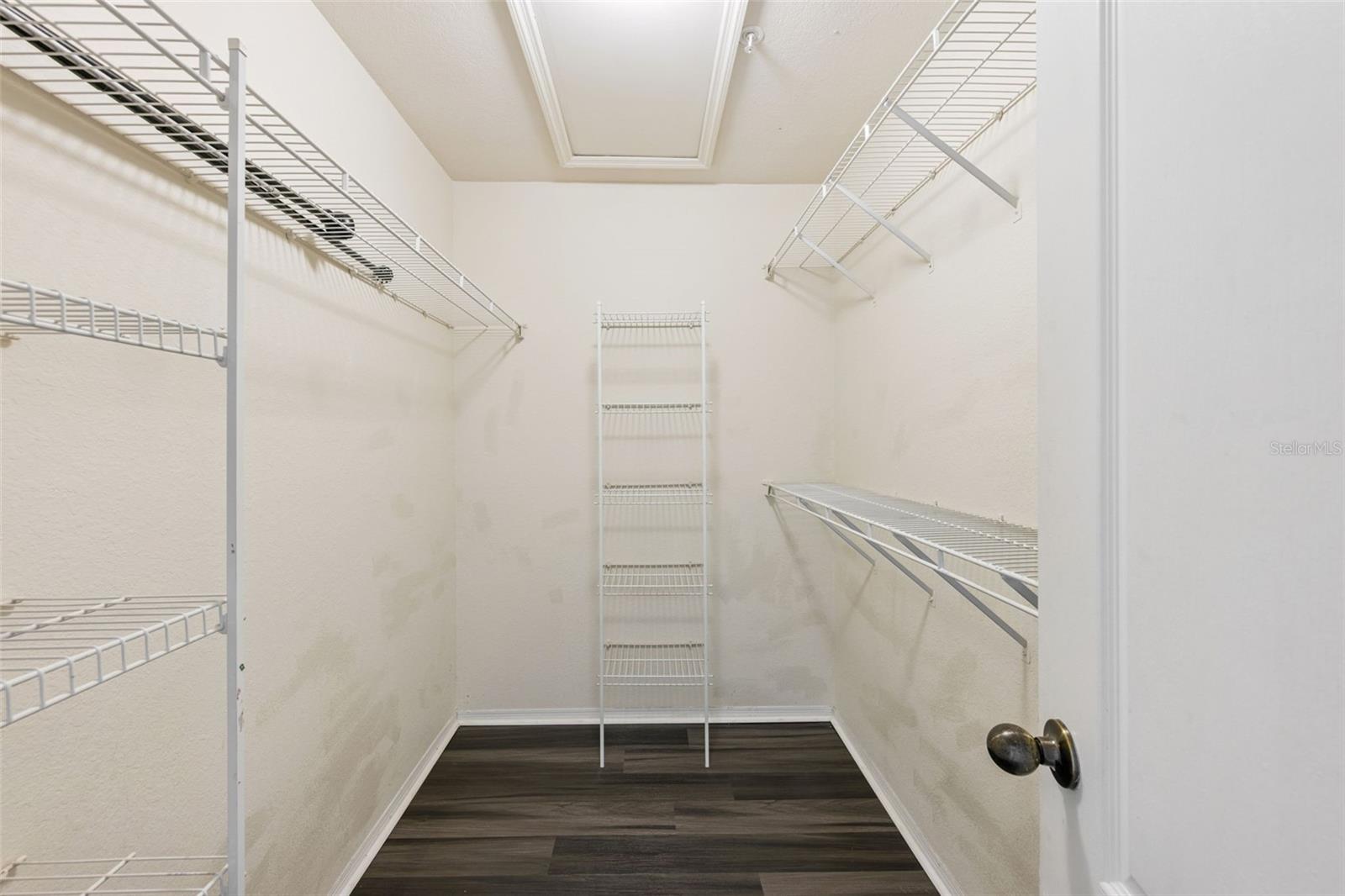 GRAND RESERVE/KIRKMAN PARKE CO - Residential