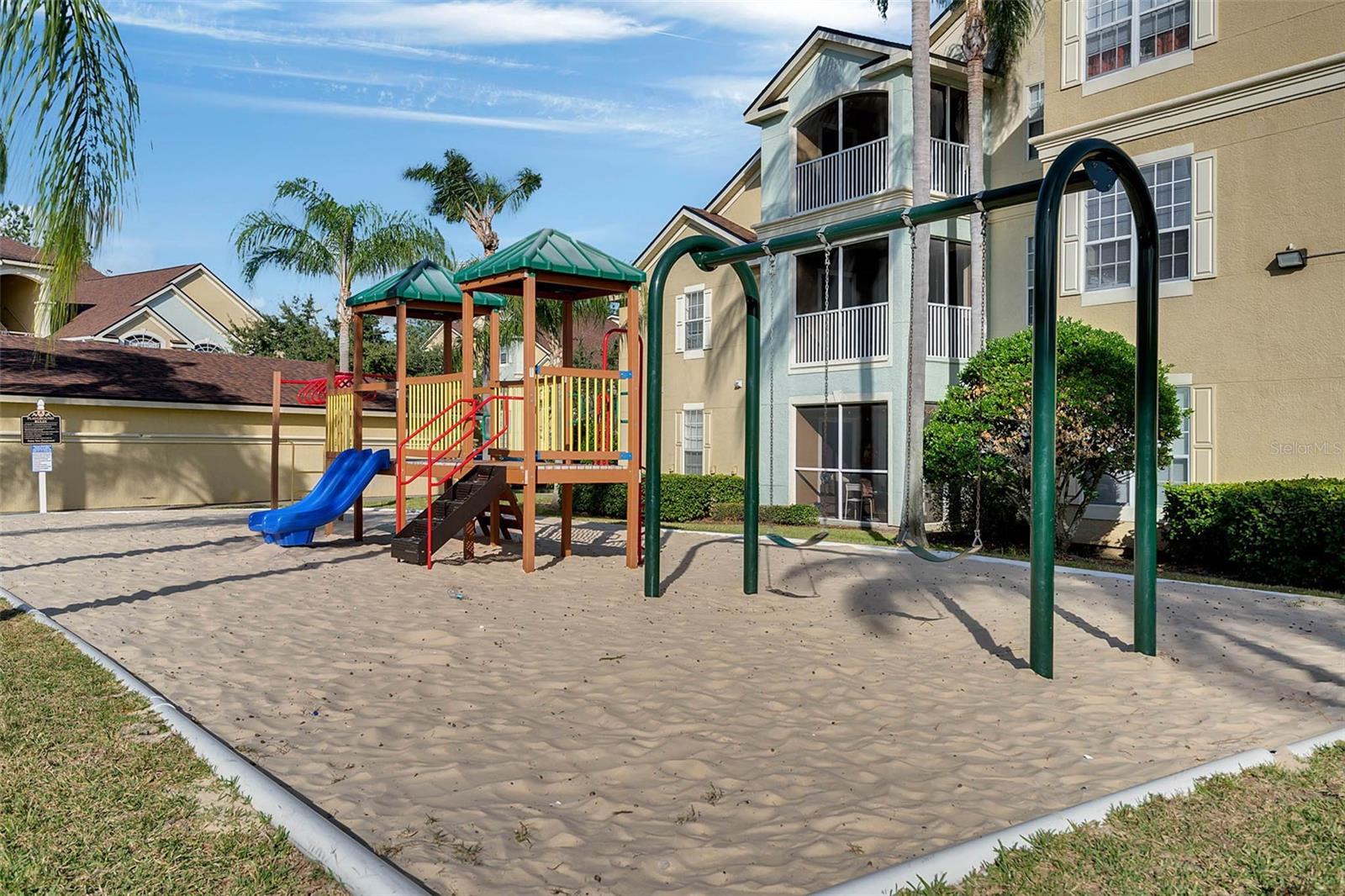 GRAND RESERVE/KIRKMAN PARKE CO - Residential