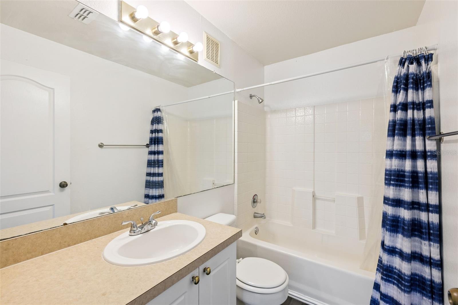 GRAND RESERVE/KIRKMAN PARKE CO - Residential