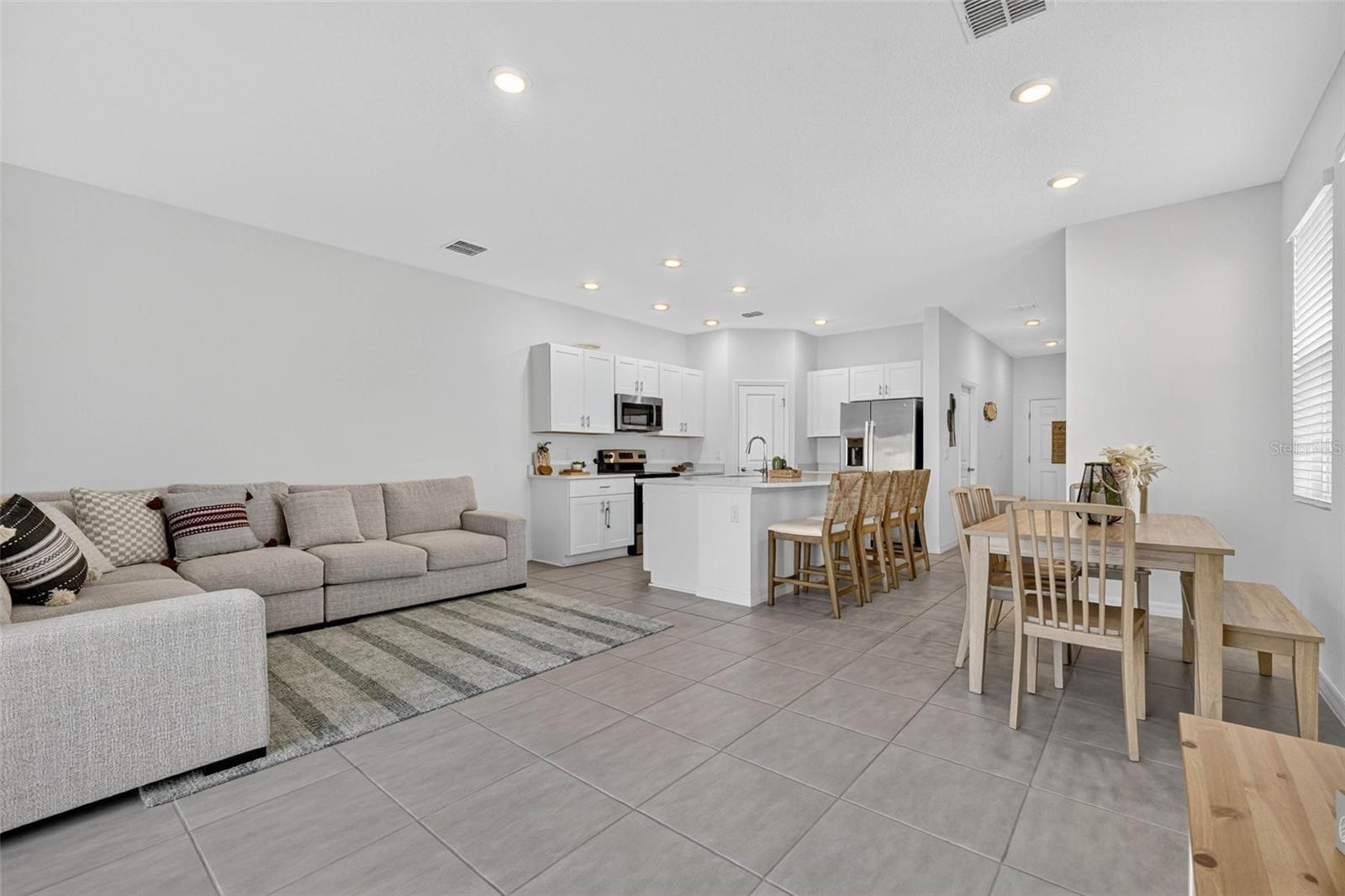 BELLALAGO POD G TWNHMS - Residential Lease