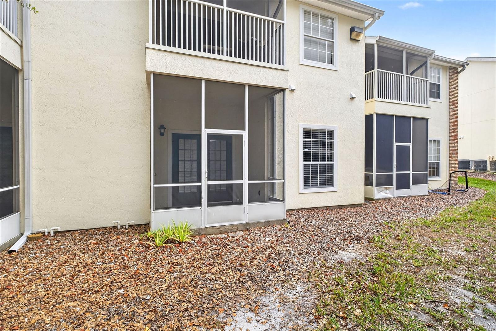 HUNTERS POINTE AT HUNTERS RESERVE A CONDO - Residential