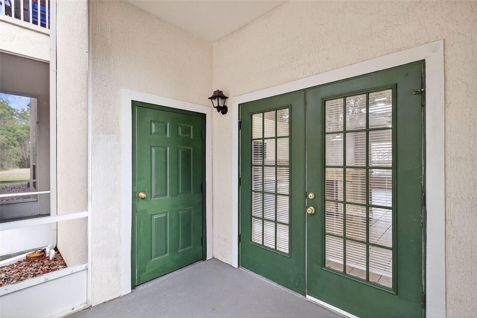 HUNTERS POINTE AT HUNTERS RESERVE A CONDO - Residential