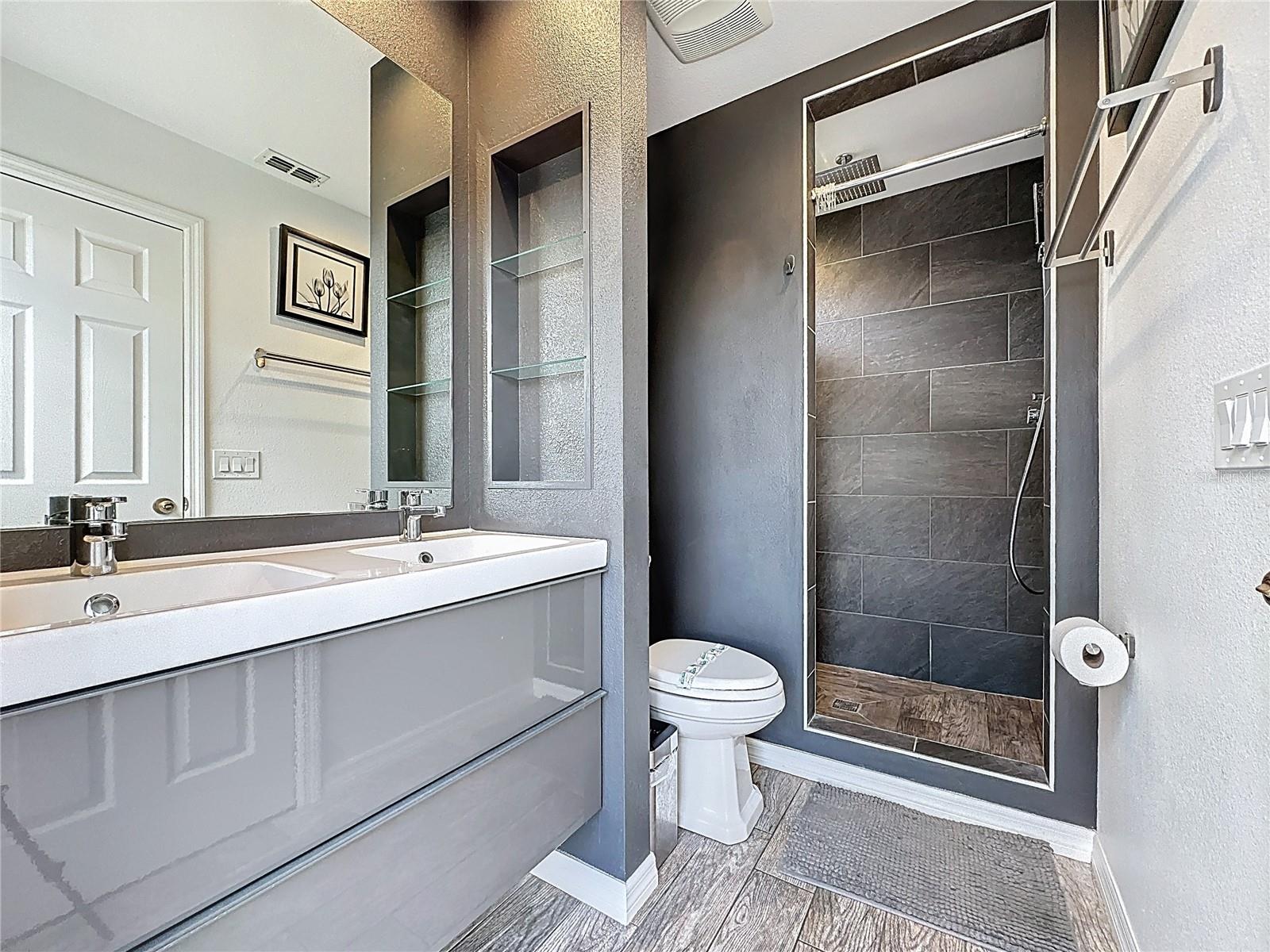 SOUTHERN DUNES ESTATES - Residential