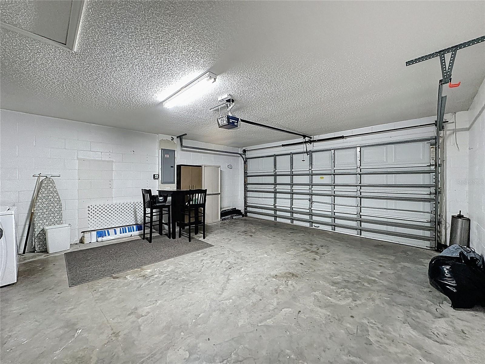 SOUTHERN DUNES ESTATES - Residential