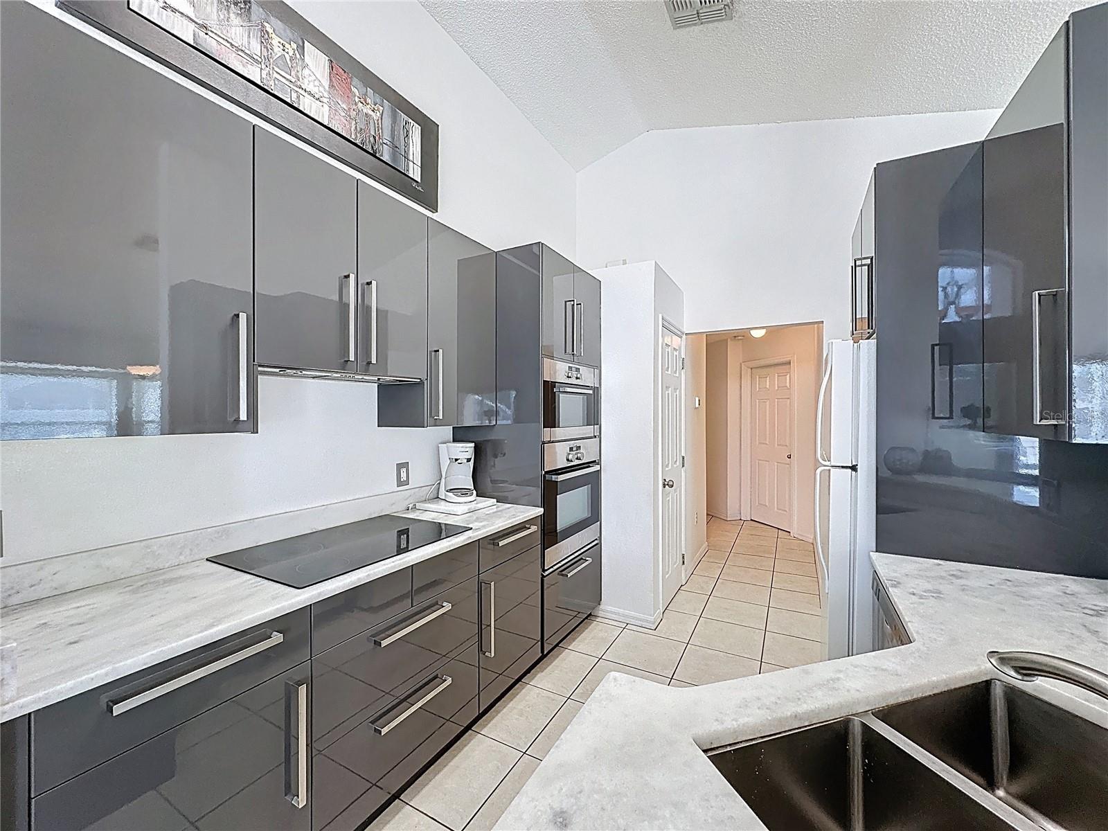 SOUTHERN DUNES ESTATES - Residential