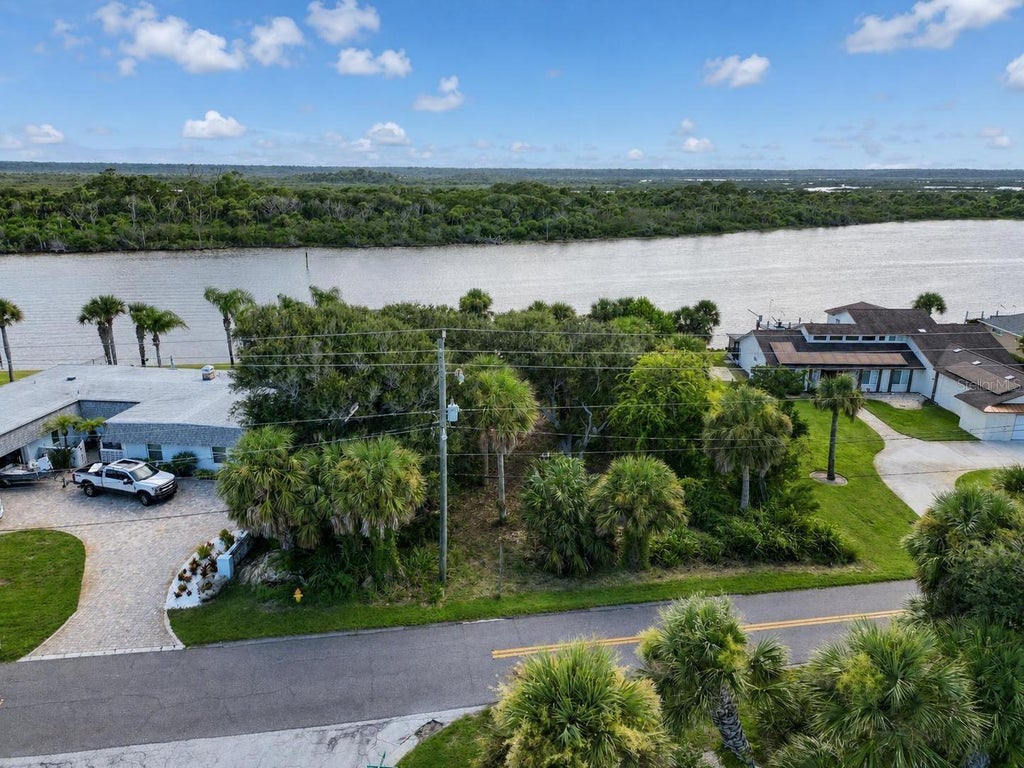 Photo of 3668 John Anderson Drive, Ormond Beach, FL 32176 (MLS # FC320917)