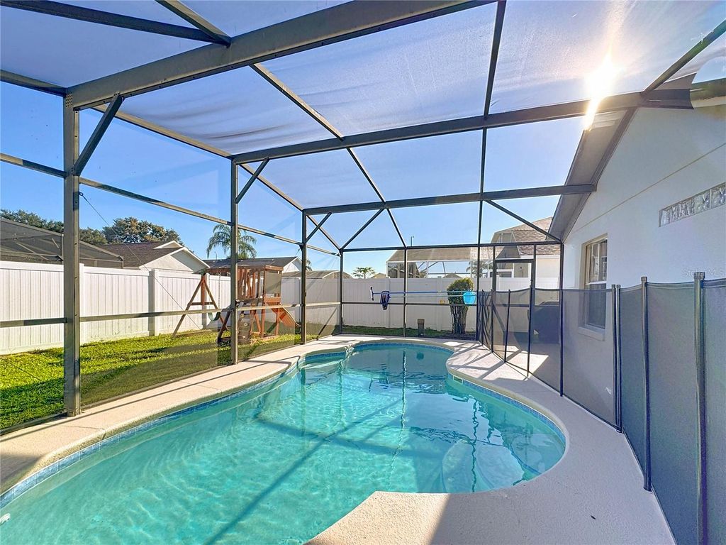 Photo of 121 Sonja Circle, Davenport, FL 33897 (MLS # G5102423)