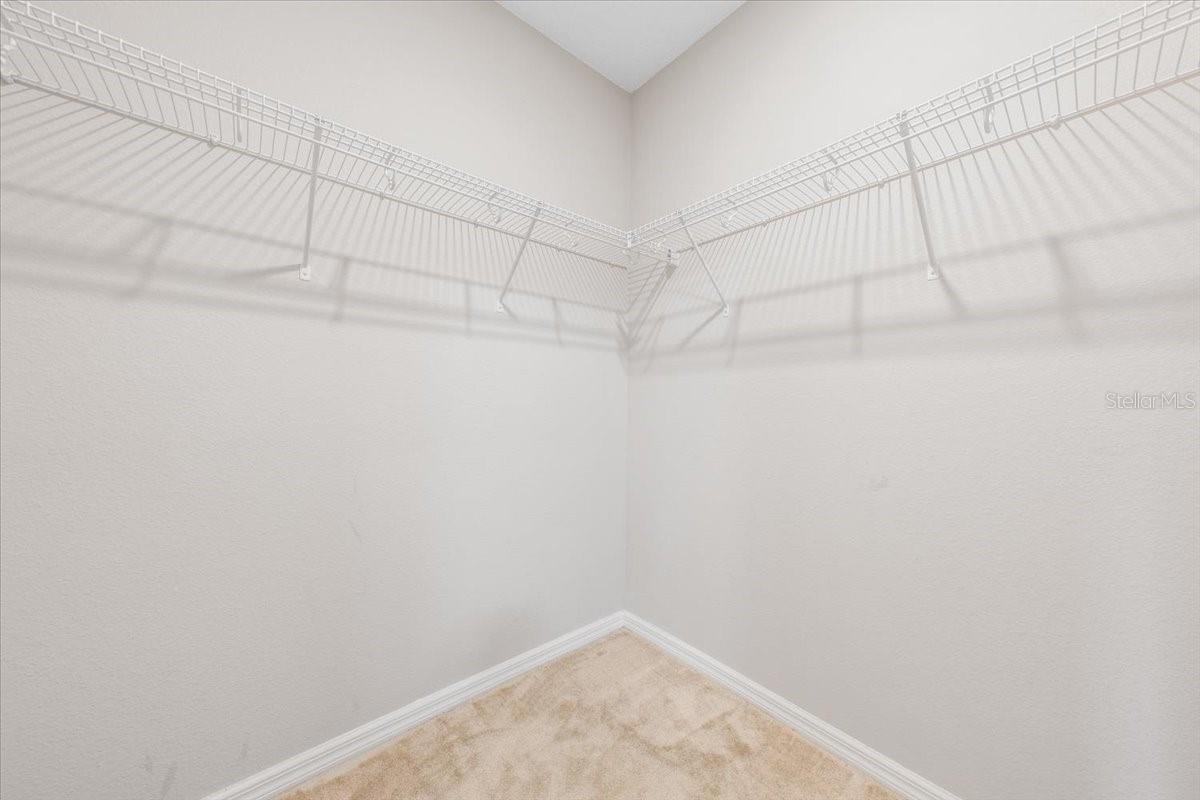 LAUREL ESTATES - Residential Lease