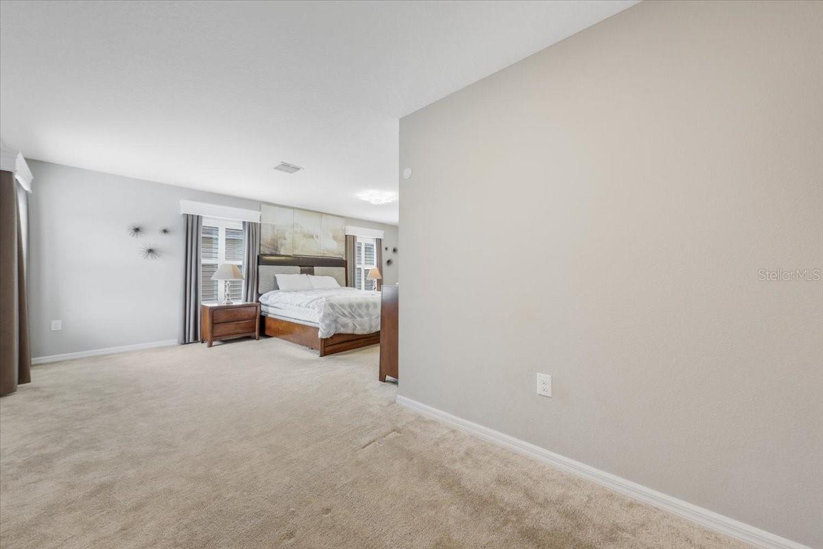 LAUREL ESTATES - Residential Lease