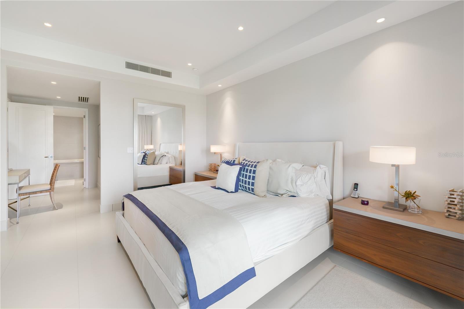 LAS VENTANAS II CONDOMINIUM - Residential