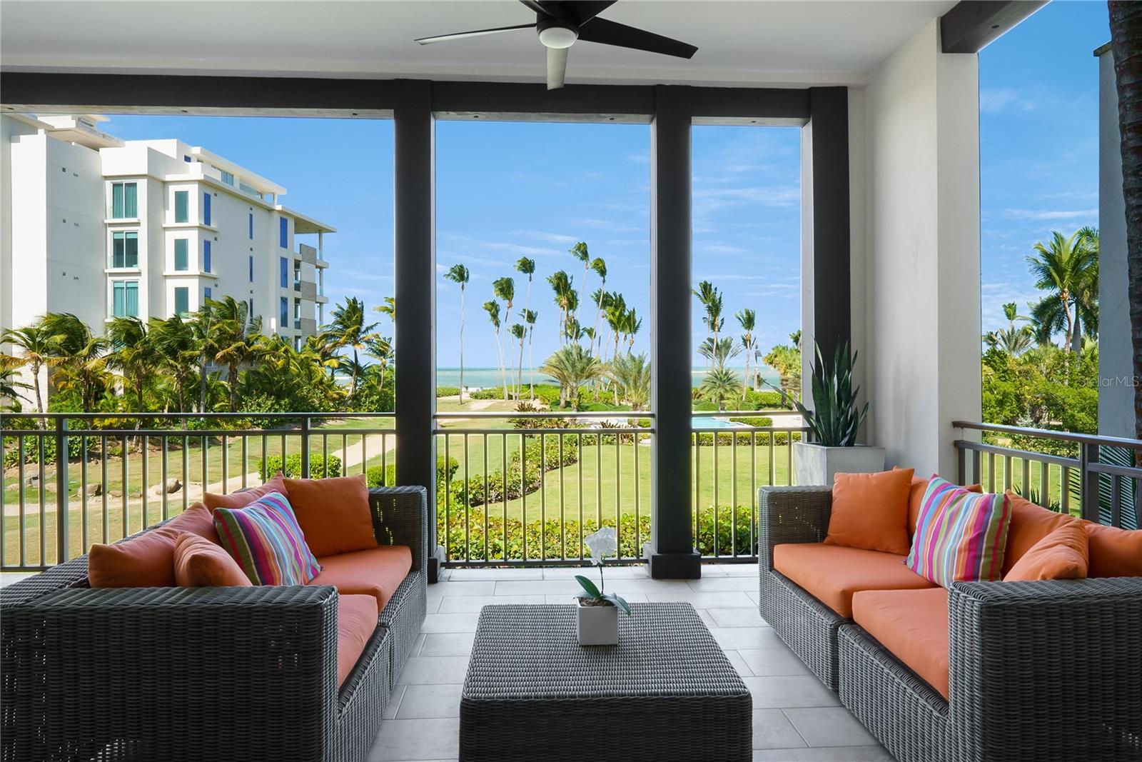 LAS VENTANAS II CONDOMINIUM - Residential