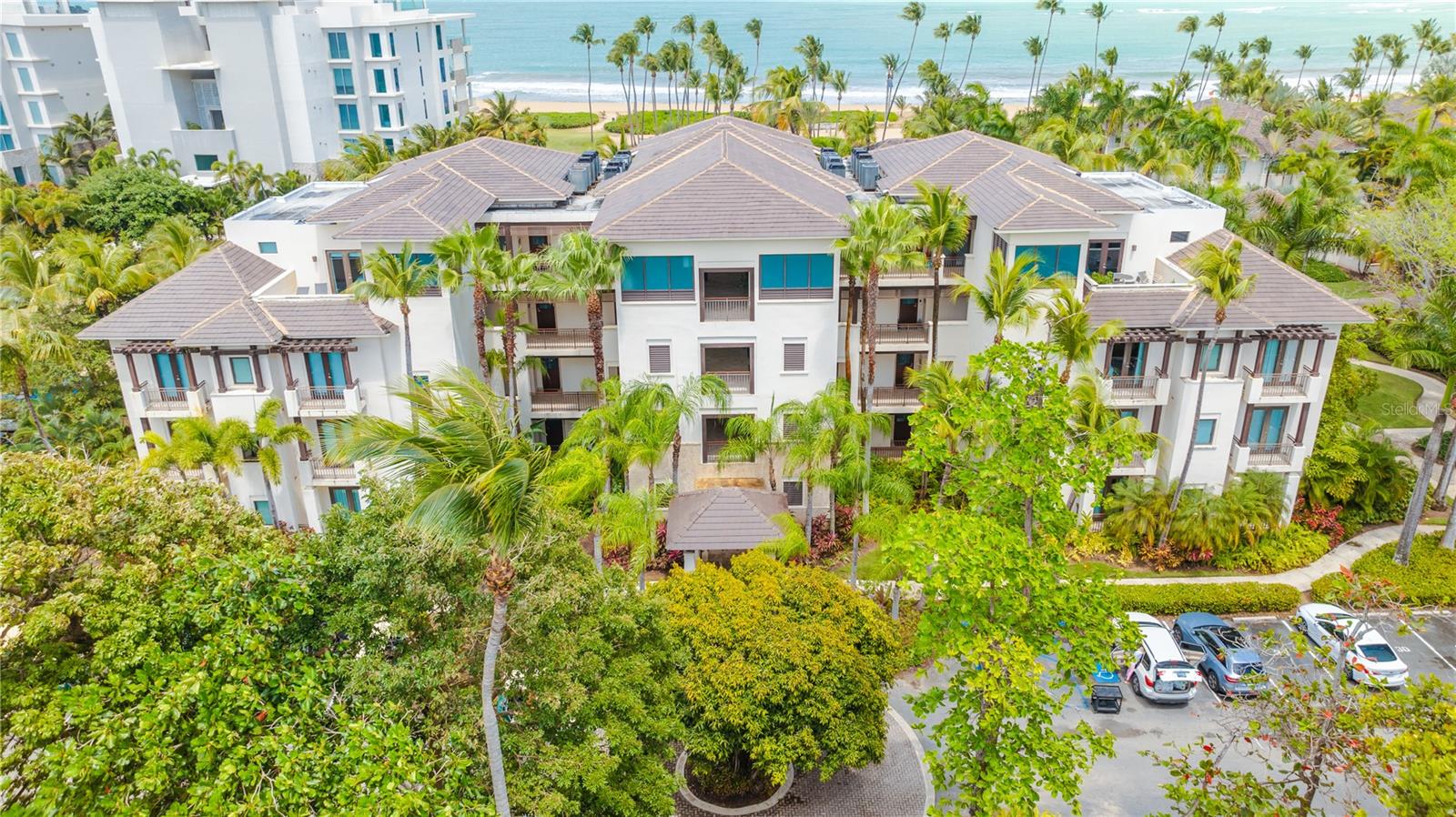 LAS VENTANAS II CONDOMINIUM - Residential