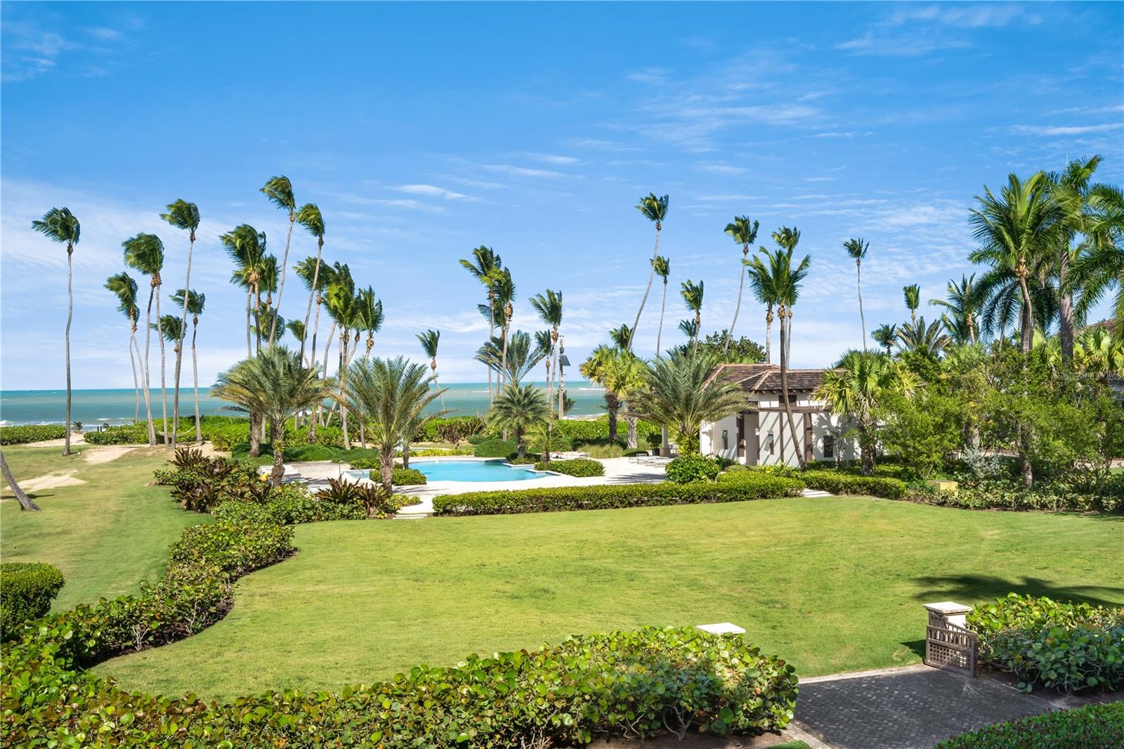 LAS VENTANAS II CONDOMINIUM - Residential