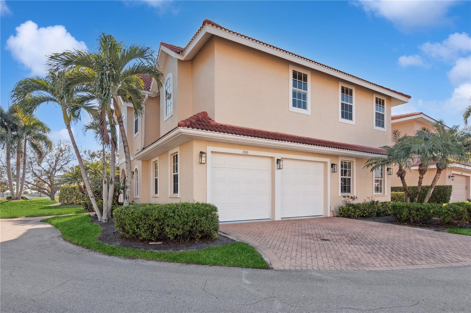 PRESTANCIA - Residential