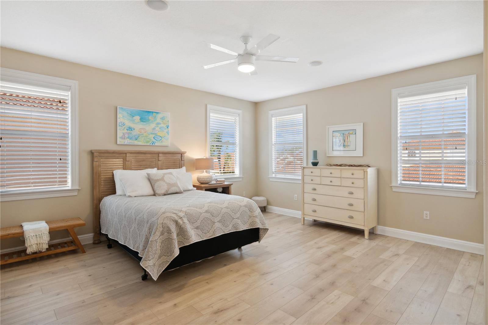 PRESTANCIA - Residential