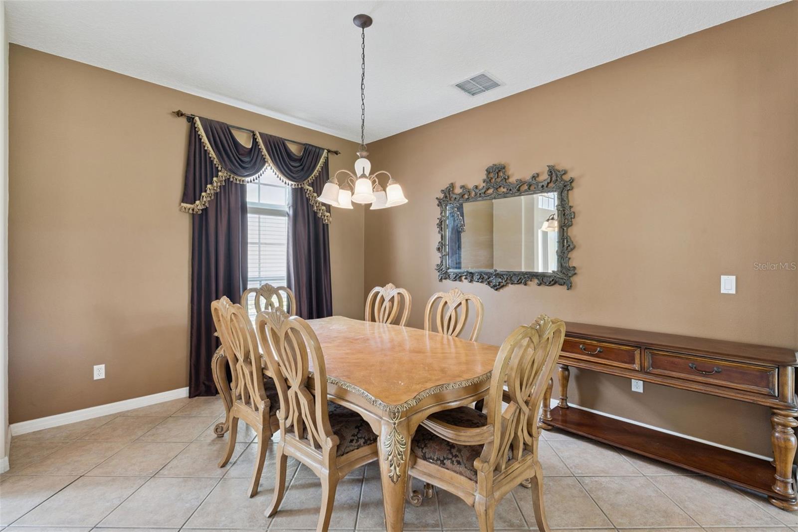 2582 DOUBLE TREE PLACE