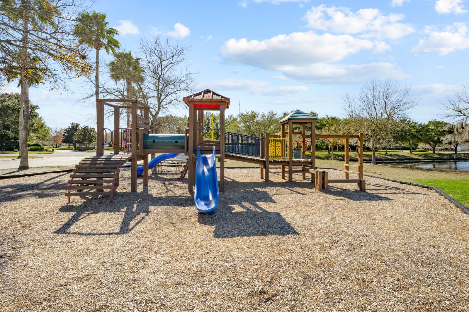 VILLAS/HERITAGE PARK - Residential