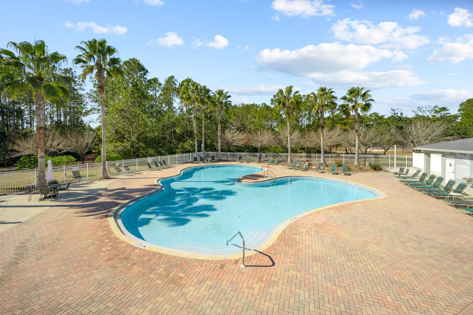 VILLAS/HERITAGE PARK - Residential