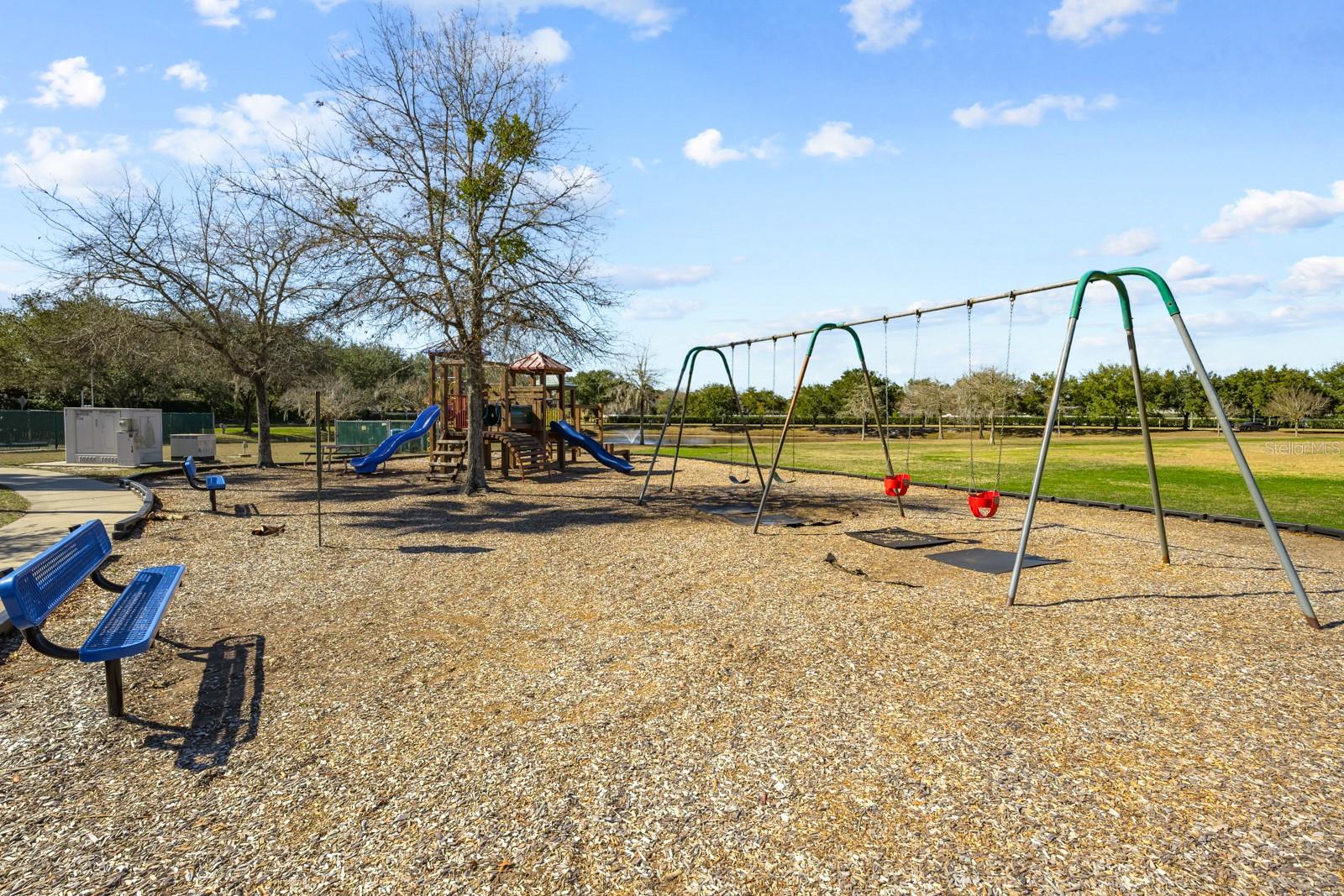 VILLAS/HERITAGE PARK - Residential