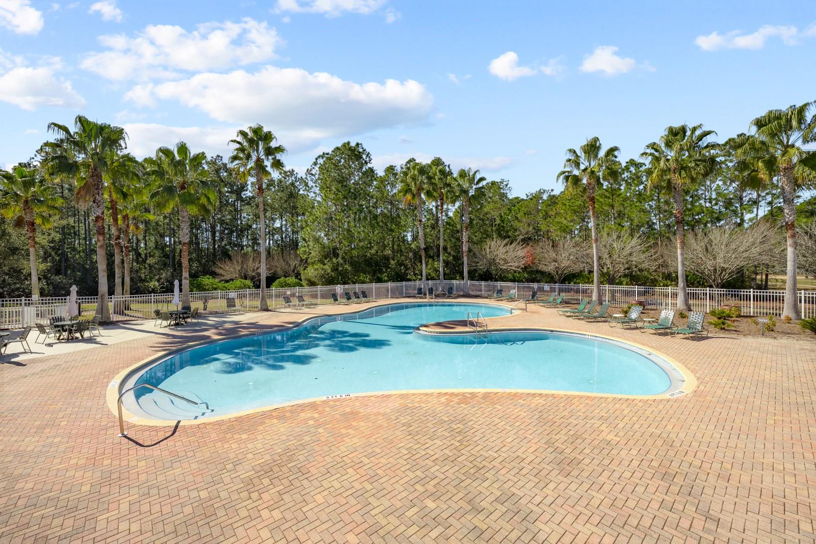 VILLAS/HERITAGE PARK - Residential