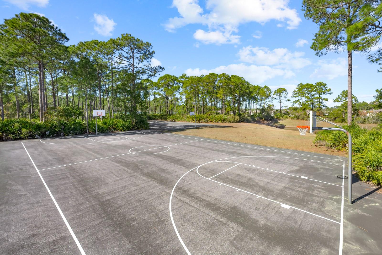 VILLAS/HERITAGE PARK - Residential