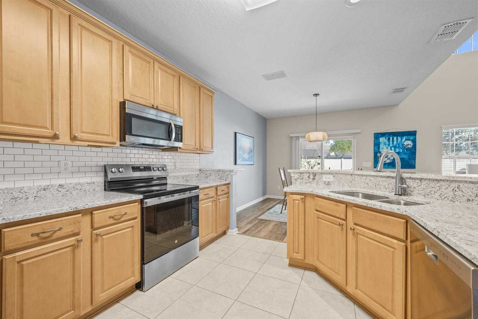 VILLAS/HERITAGE PARK - Residential