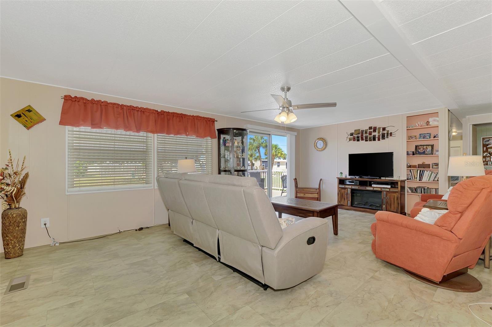 SANDALWOOD PARK - Residential