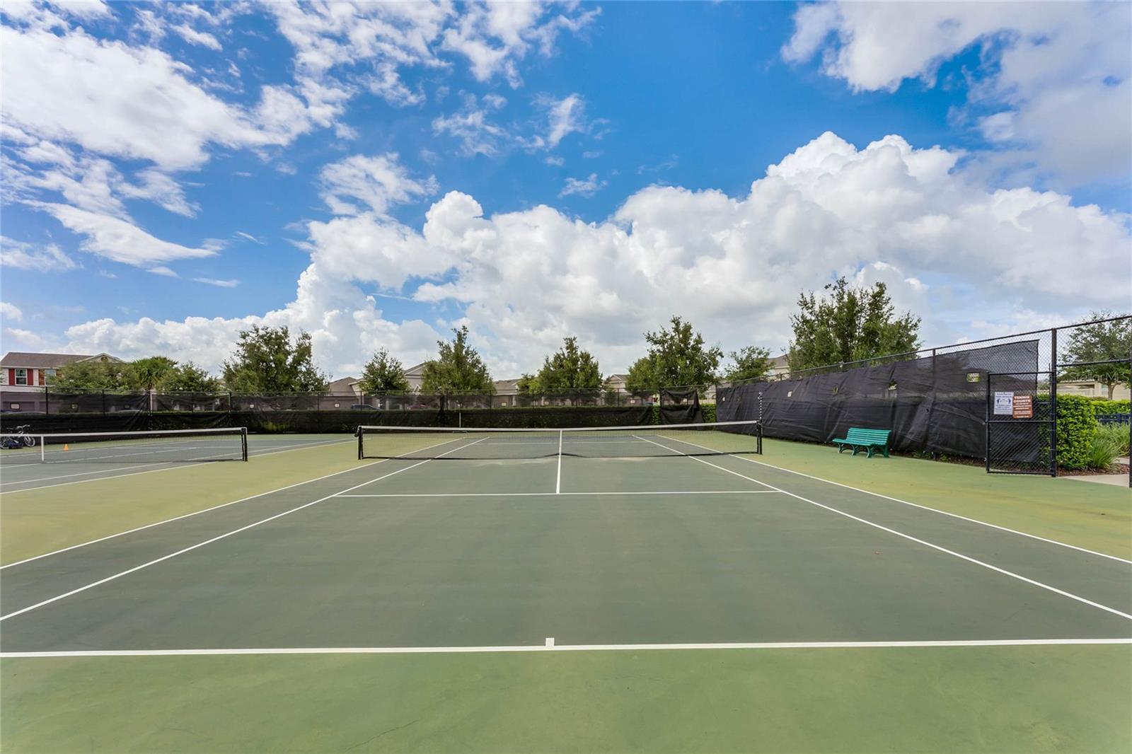 SUMMERLAKE GROVES - Residential