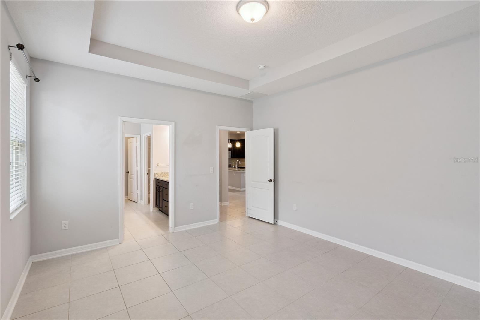 SUMMERLAKE GROVES - Residential