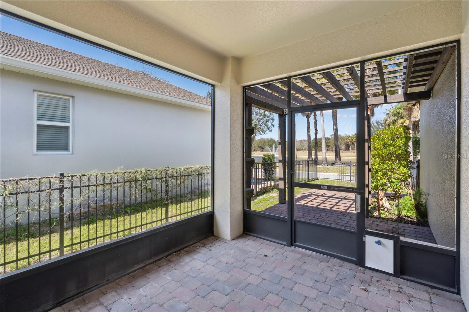 SUMMERLAKE GROVES - Residential