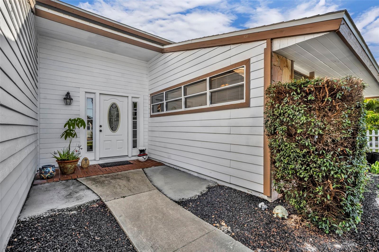 2205 WINSLOW CIRCLE