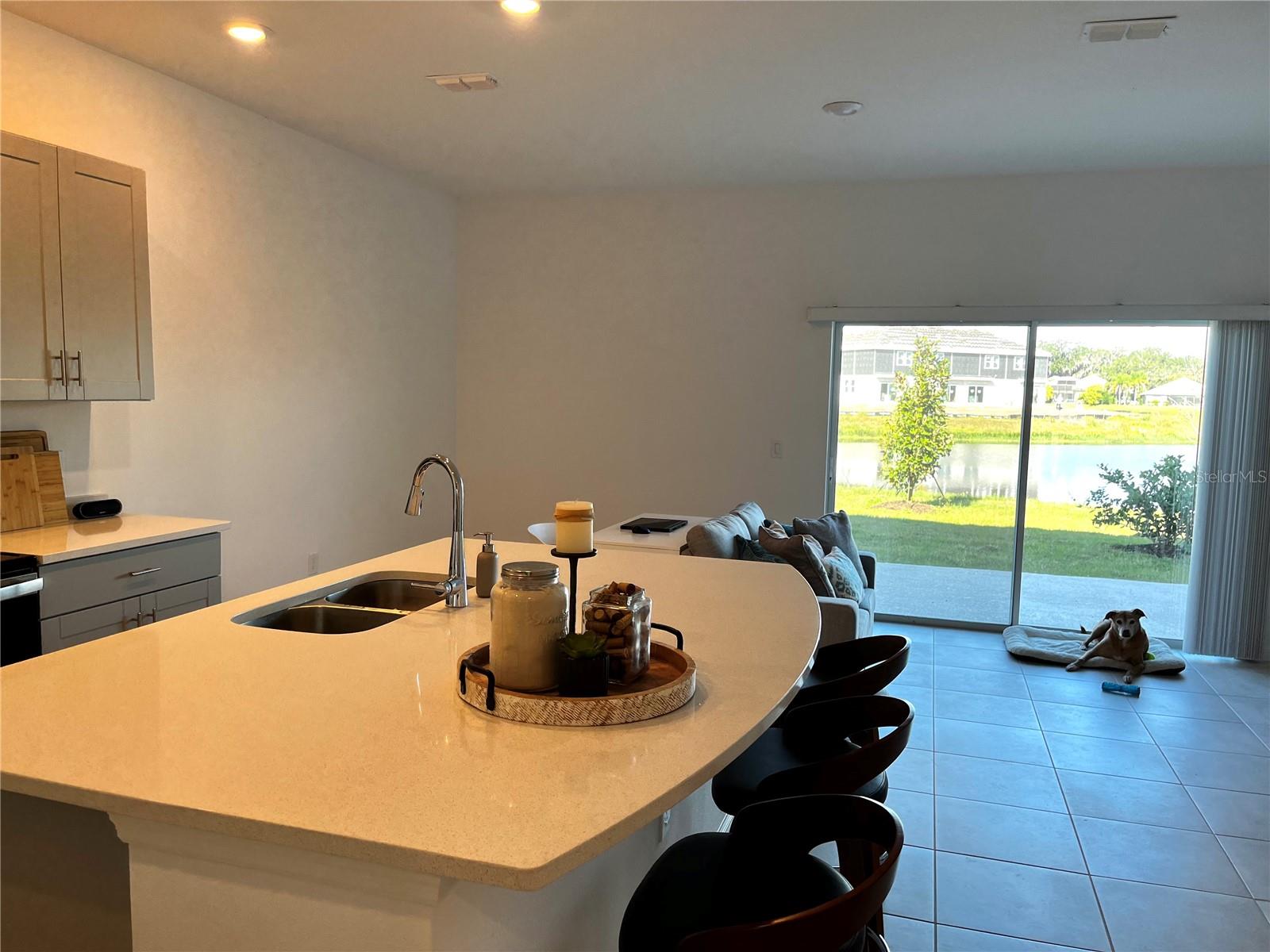 BELLALAGO POD G TOWNHOMES PB 33 PGS 12-16 LOT 54 - Residential Lease