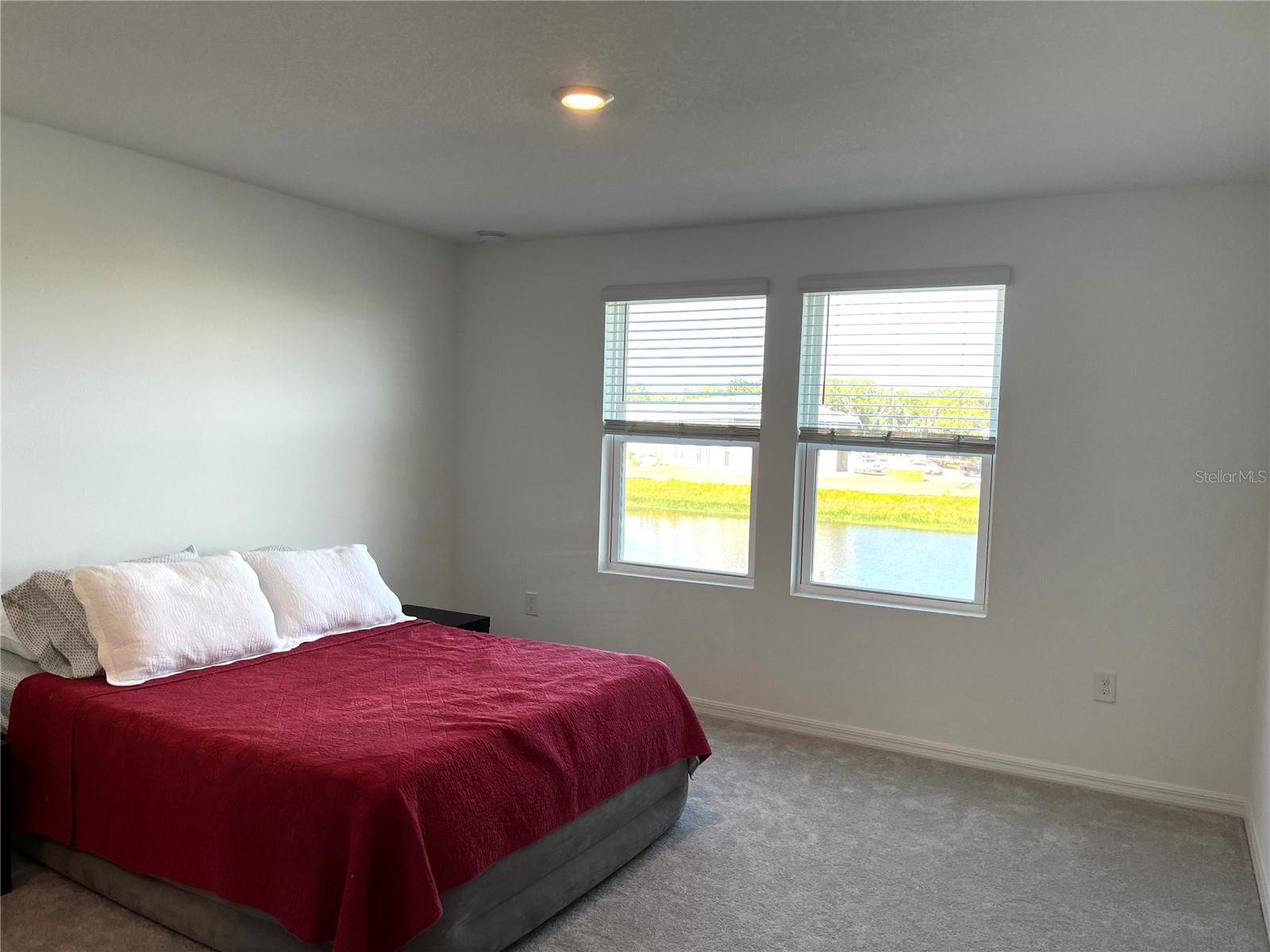 BELLALAGO POD G TOWNHOMES PB 33 PGS 12-16 LOT 54 - Residential Lease