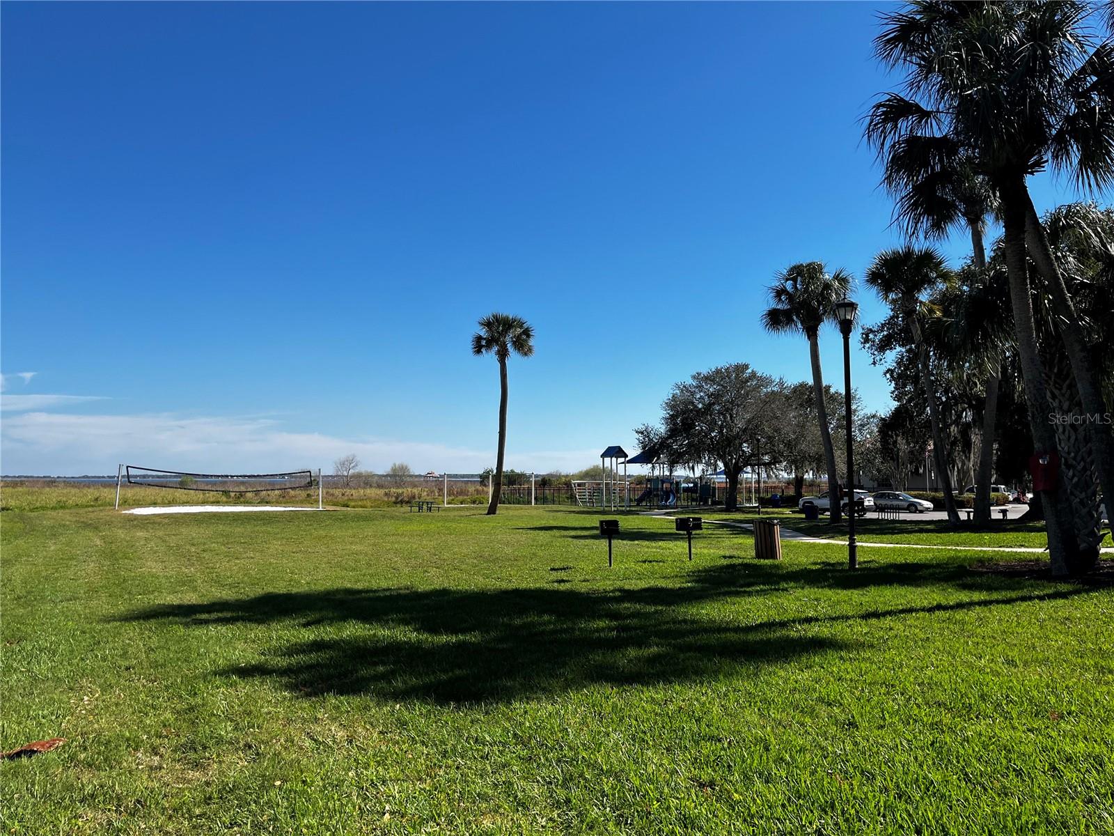 BELLALAGO POD G TOWNHOMES PB 33 PGS 12-16 LOT 54 - Residential Lease