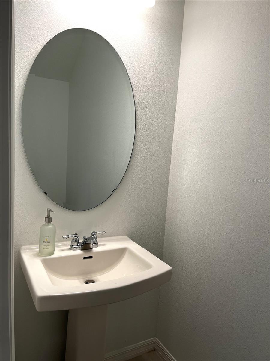 BELLALAGO POD G TOWNHOMES PB 33 PGS 12-16 LOT 54 - Residential Lease