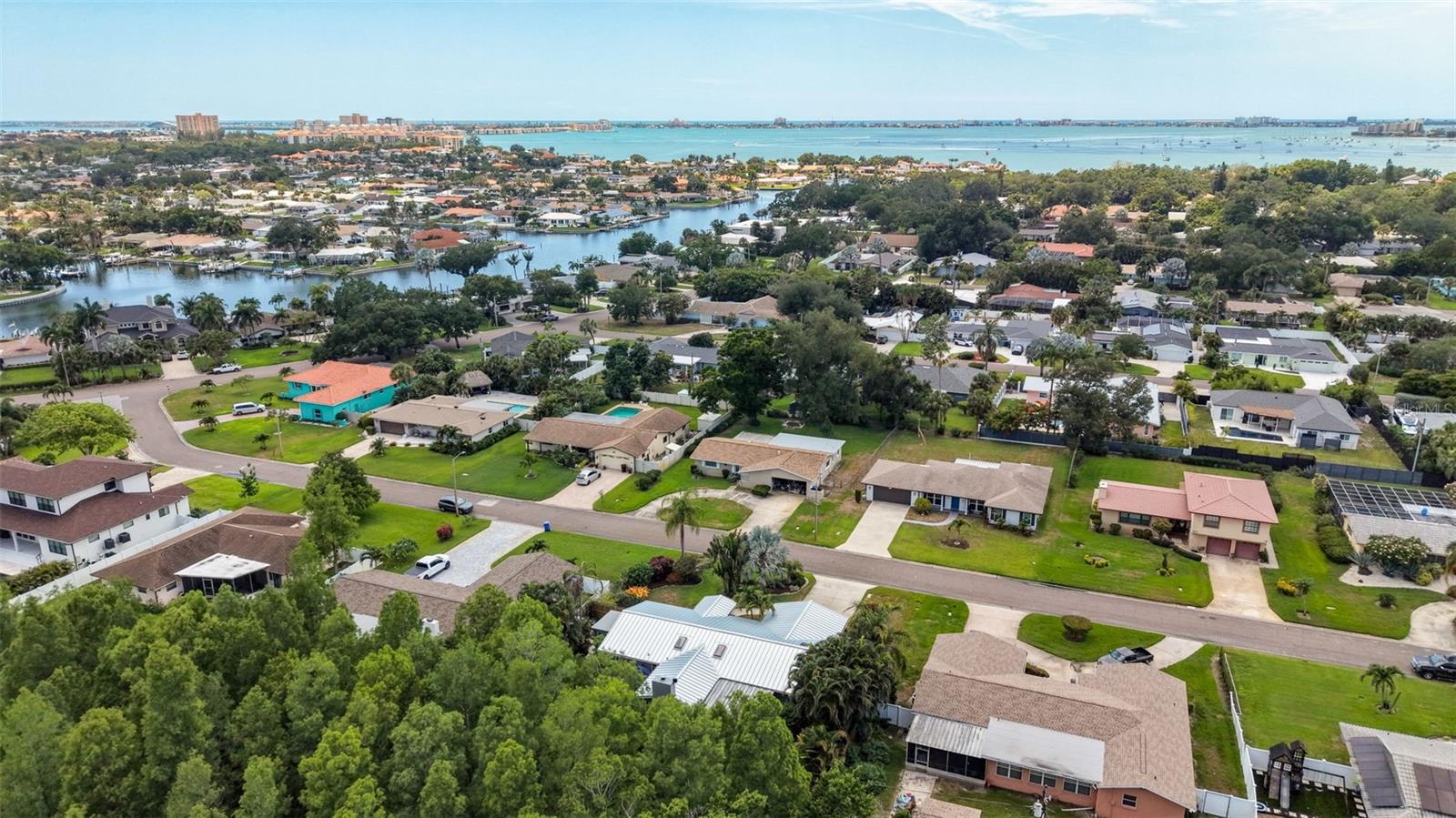 BROADWATER - Residential