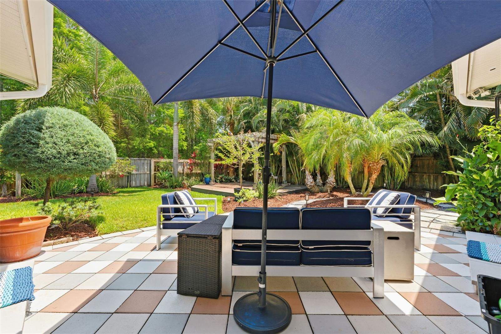 BROADWATER - Residential