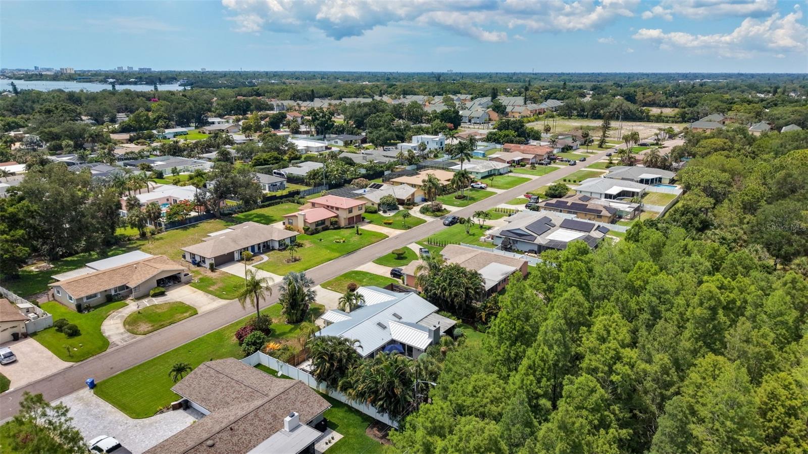 BROADWATER - Residential