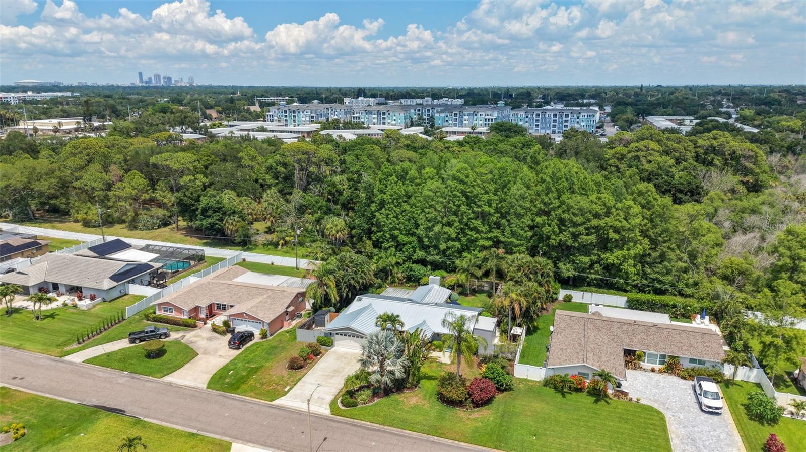 BROADWATER - Residential